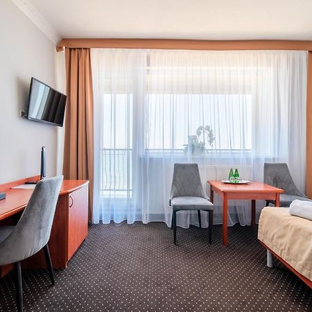 Hotel Wodnik Twoj Hotel Z Widokiem Na Morze Устроне-Морске Экстерьер фото